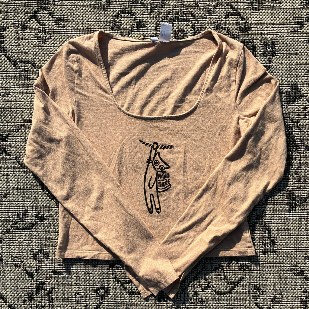 Hang in There Brown Cropped Longsleeve Medium