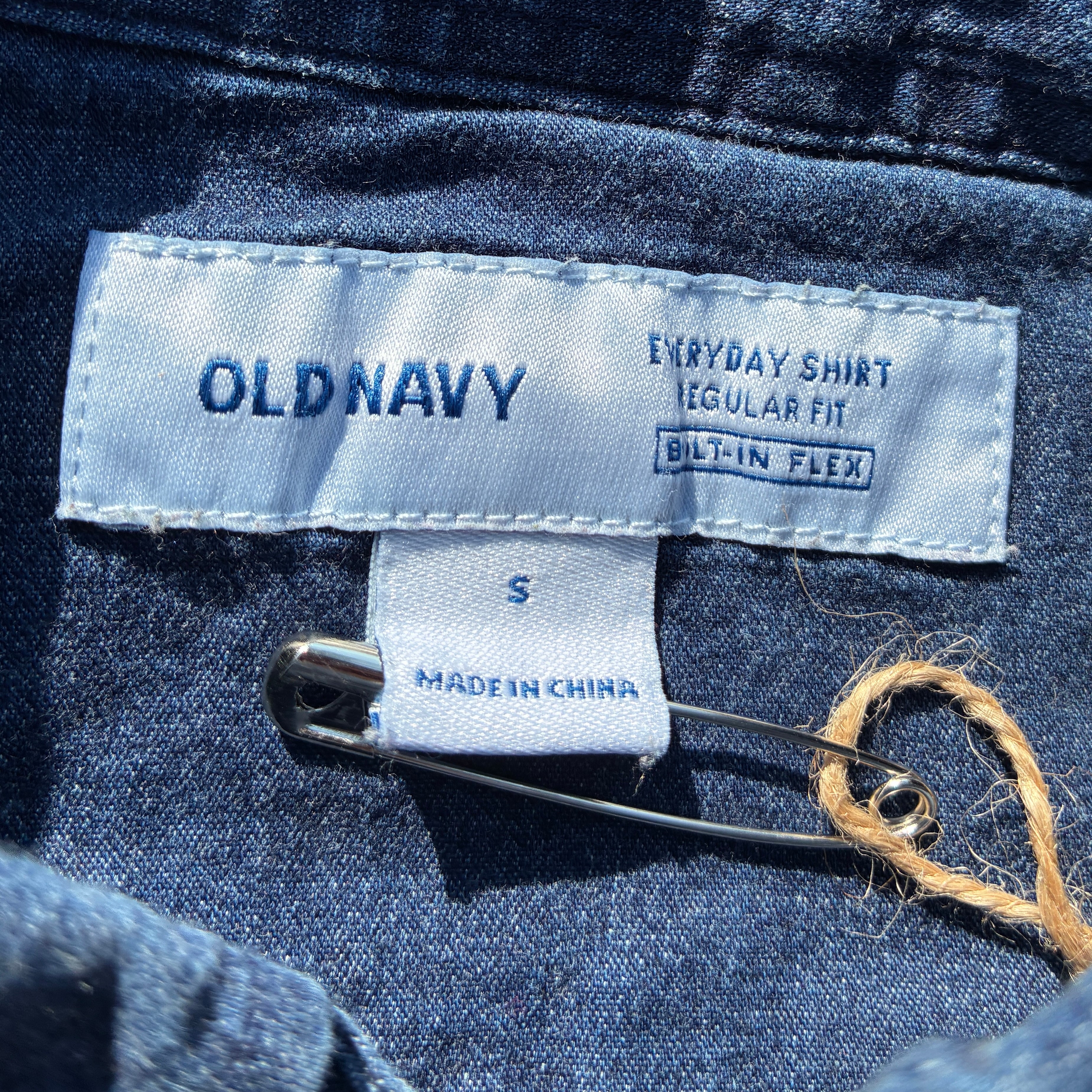 Dying Tulips Pocket Dark Blue Button Up Small