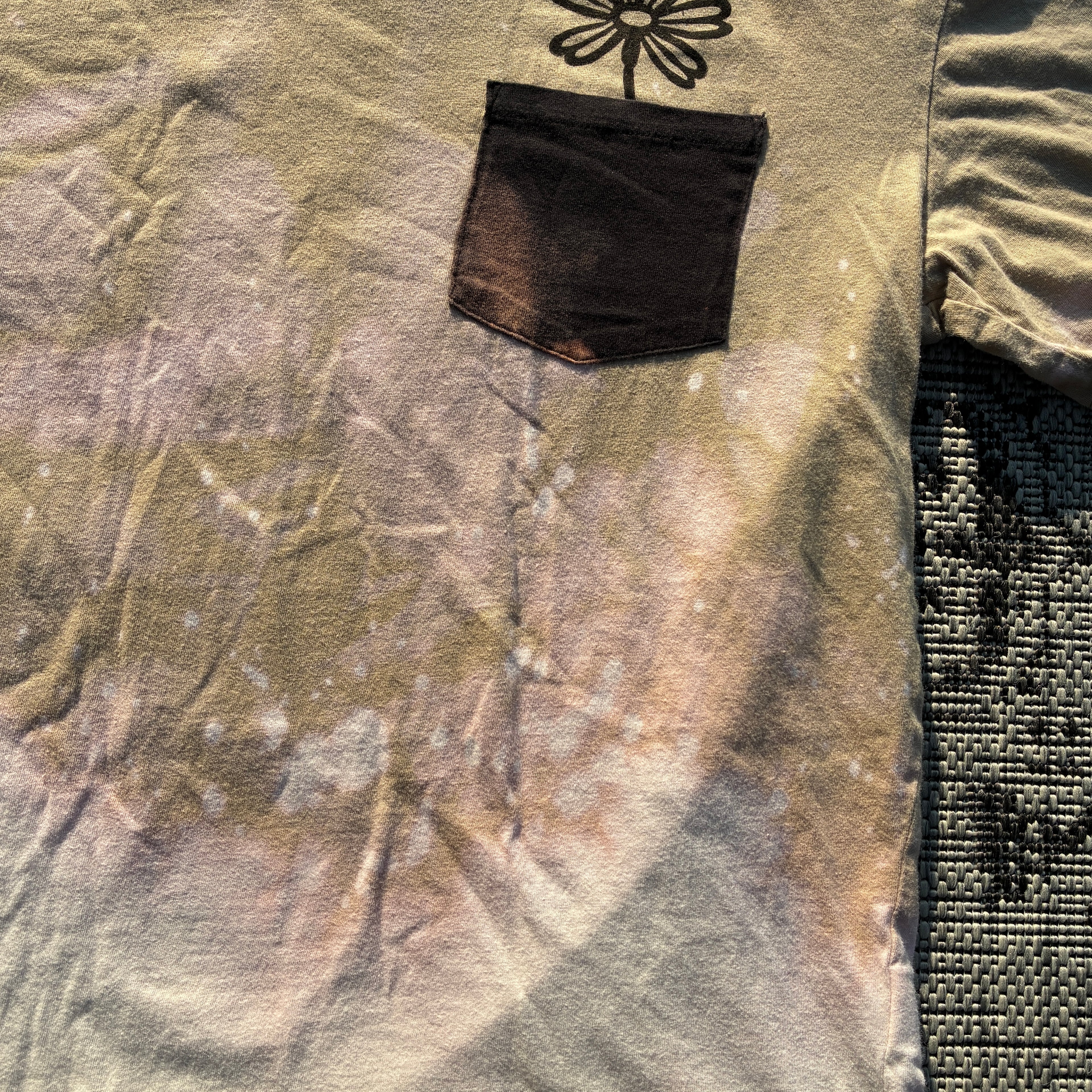 Daisy Beige Pocket Tee Bleach Dyed Small