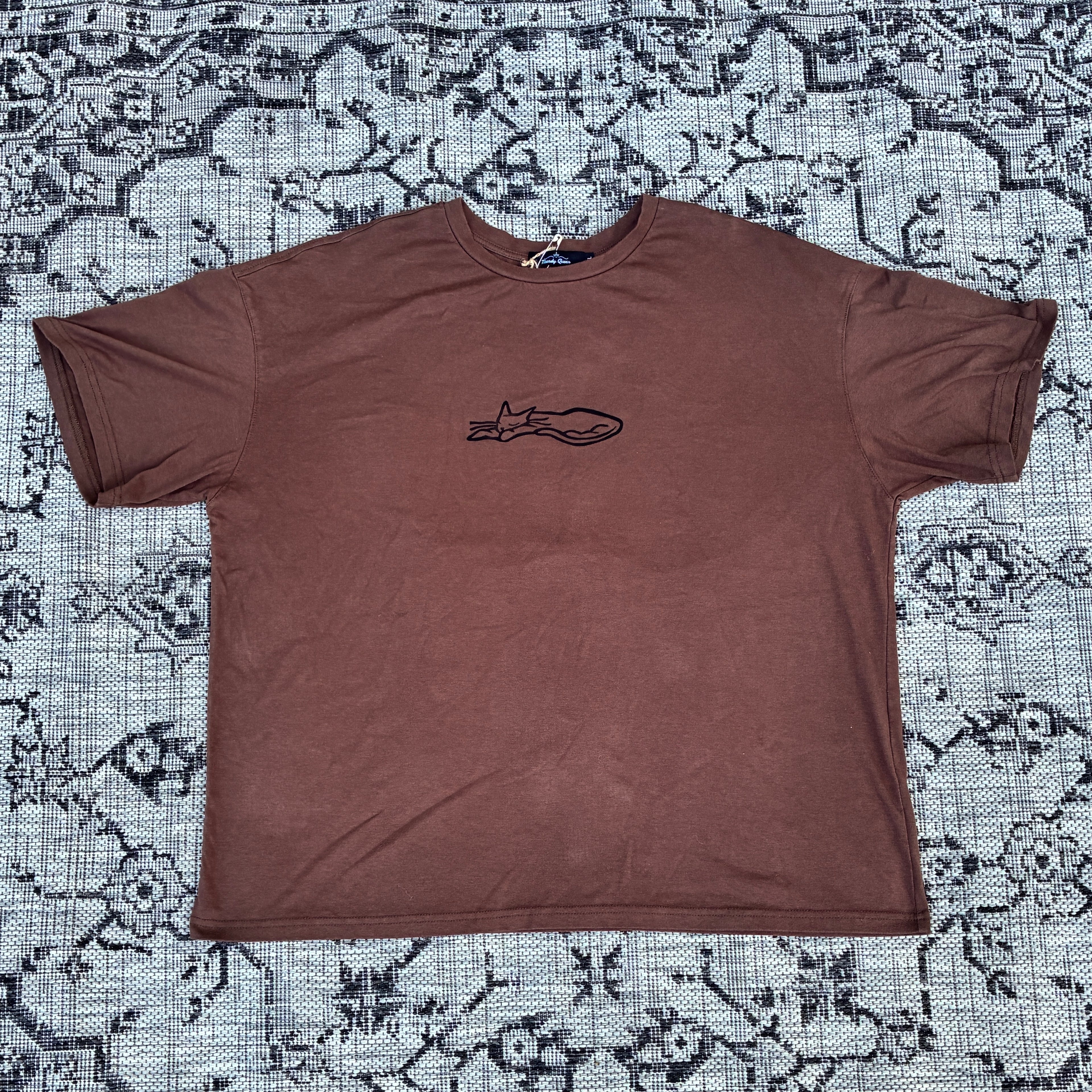 Sleepy Kitty Brown Tee XL