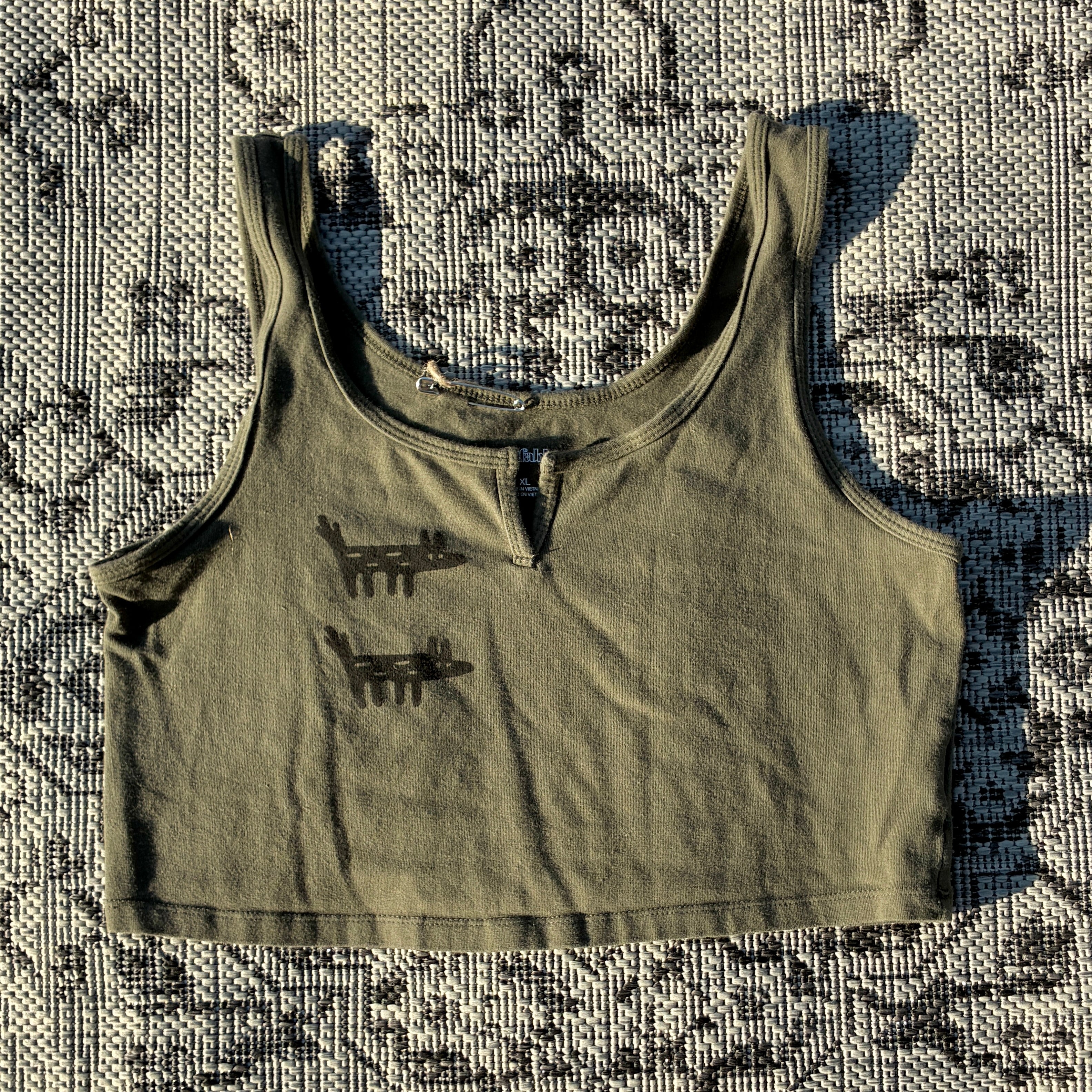 Wolf/Dog Army Green Cropped Tank Top XL