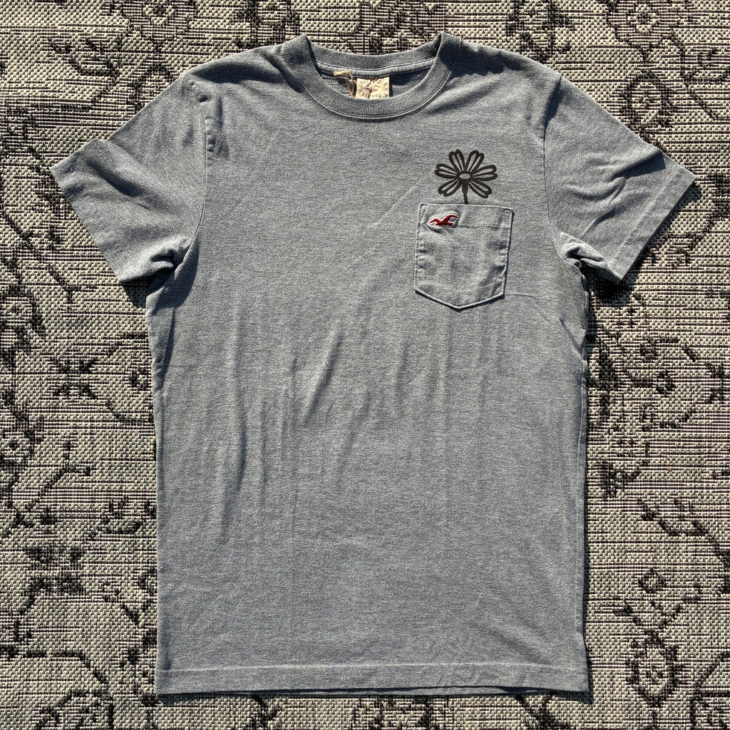 Daisy Grey Pocket Tee Medium