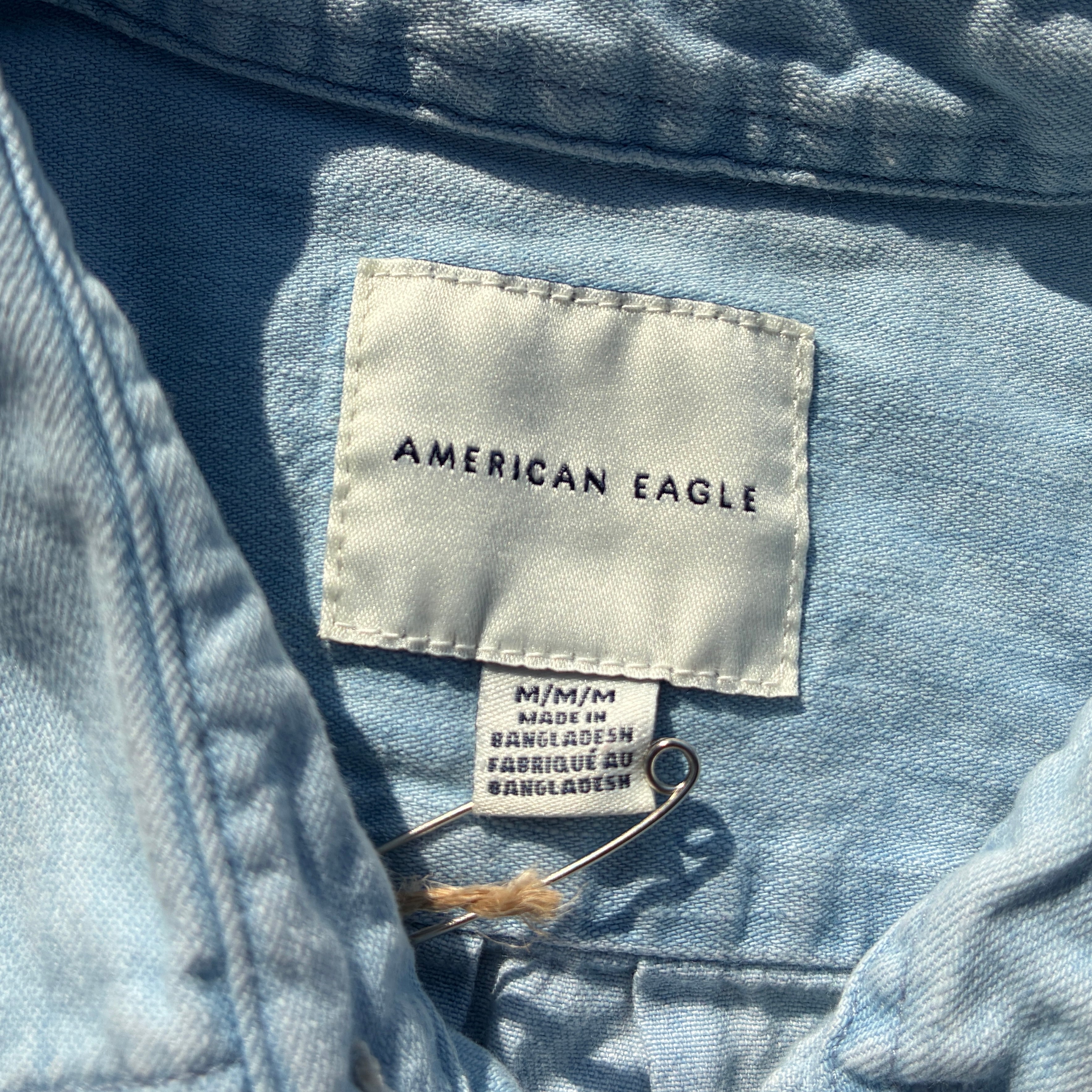 Daisy Pocket Acid Wash Bleach Dyed Short Sleeve Button Up Small