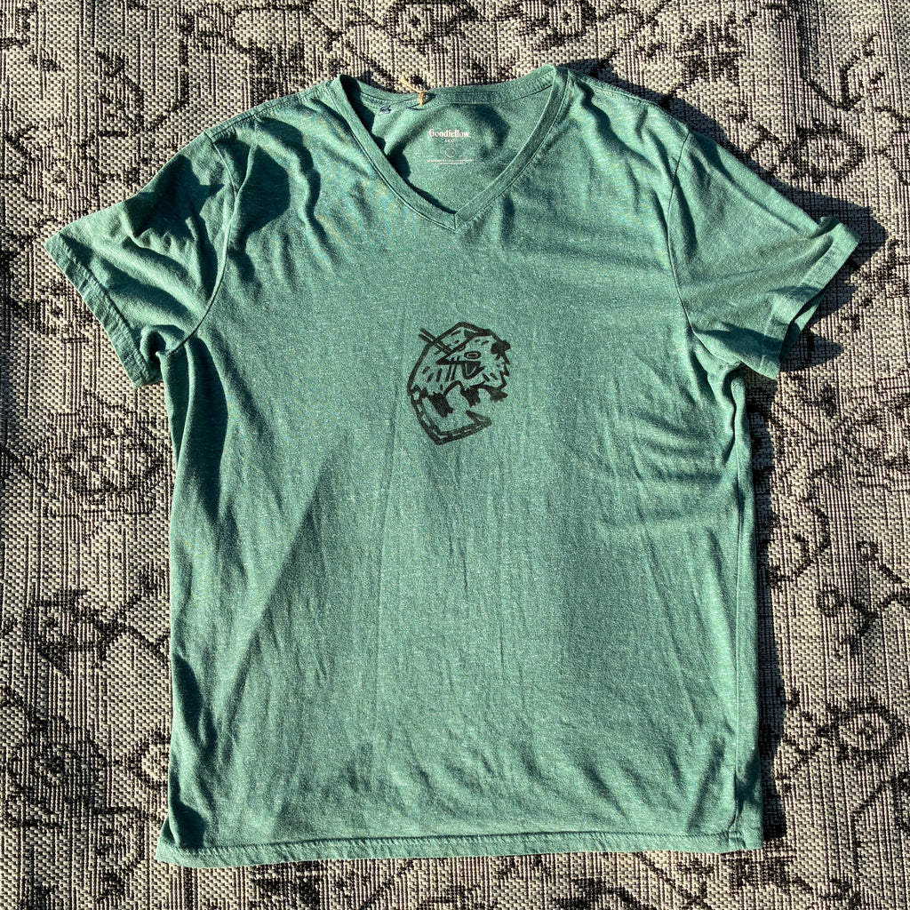 Screaming Possum Teal Green V-Neck Tee Large