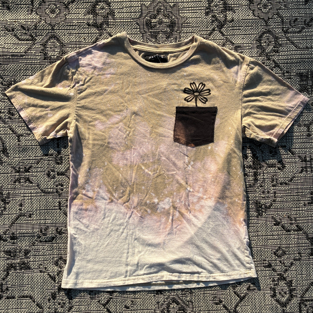 Daisy Beige Pocket Tee Bleach Dyed Small