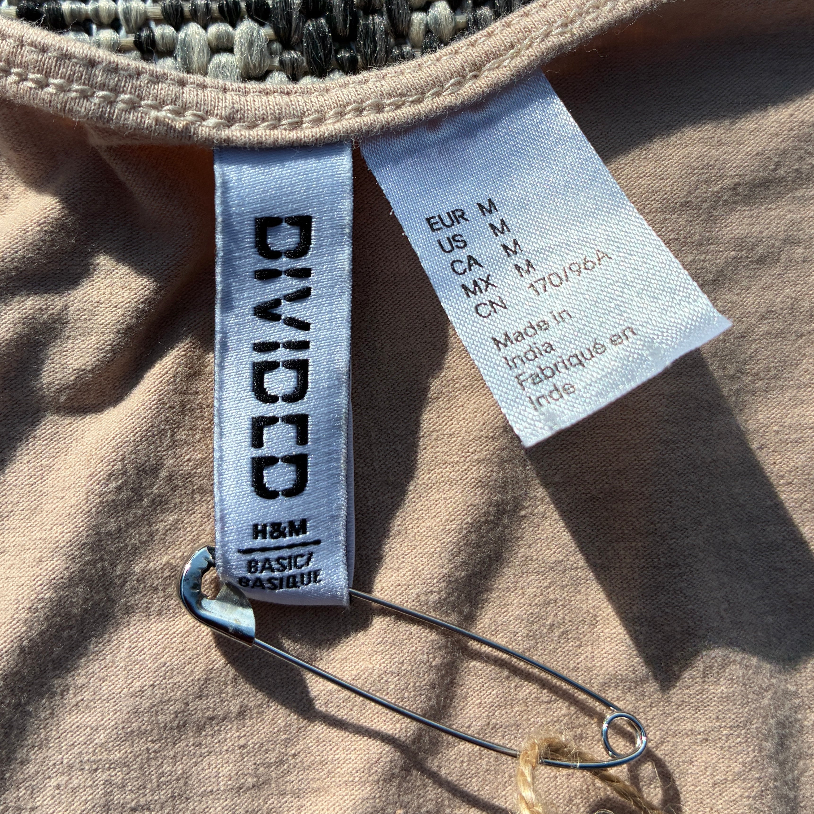 Hang in There Brown Cropped Longsleeve Medium