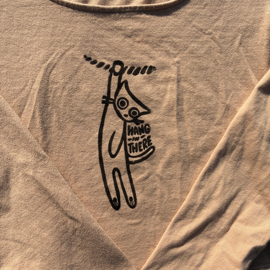 Hang in There Brown Cropped Longsleeve Medium
